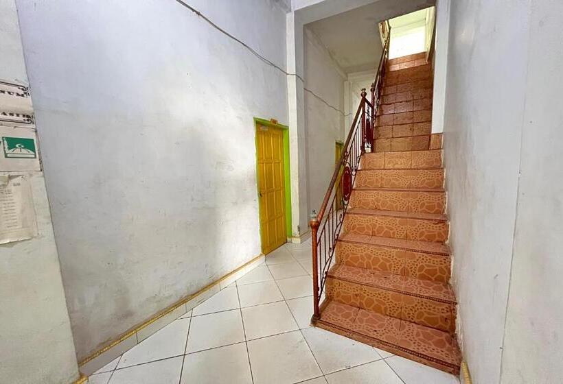 فندق Oyo 94160 Kost Btnompo