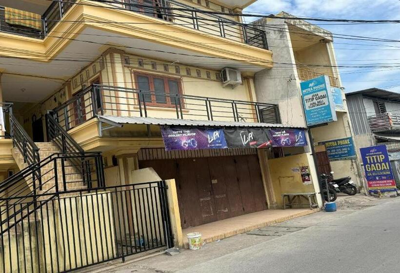 فندق Oyo 94160 Kost Btnompo