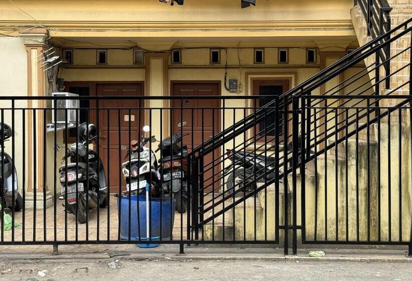 فندق Oyo 94160 Kost Btnompo