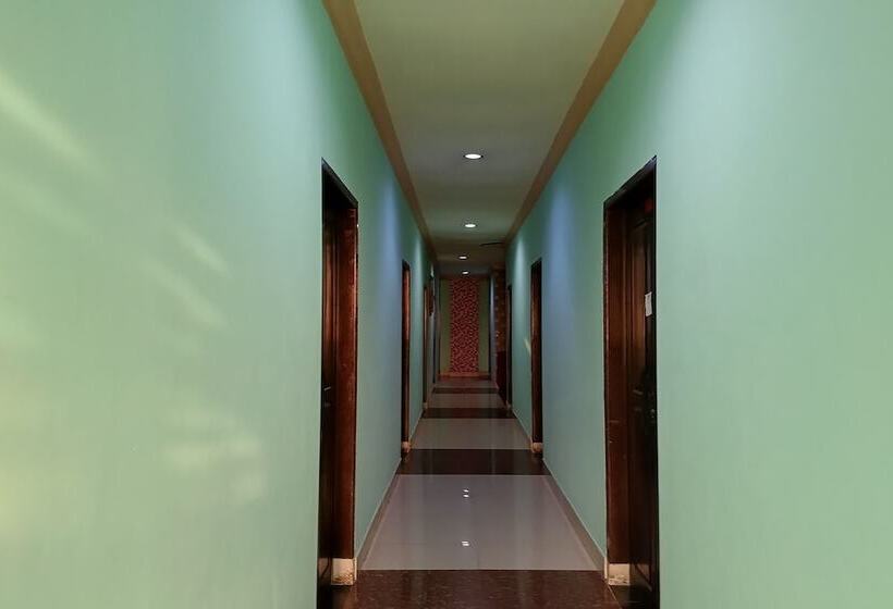 בית מלון כפרי Oyo 94168 Pondok Akhmal 2