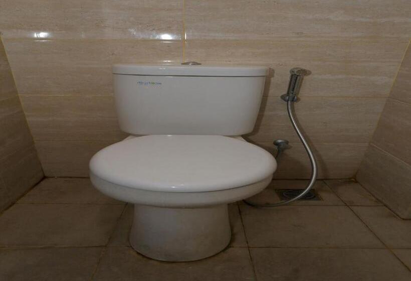 Hotel Oyo 94169 Flamboyan Harapan Indah