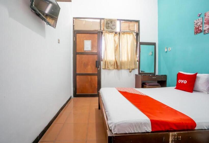 فندق Oyo 94172 Mata Air Guest House Madiun