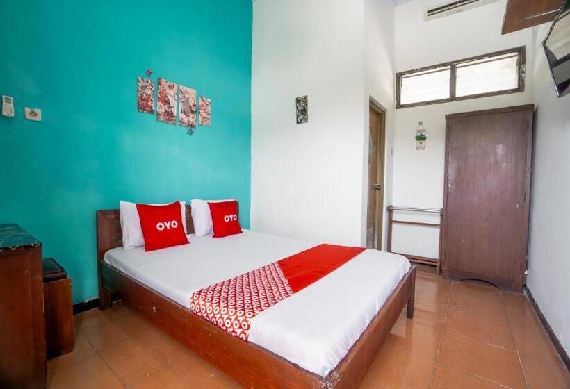 בית מלון כפרי Oyo 94172 Mata Air Guest House Madiun