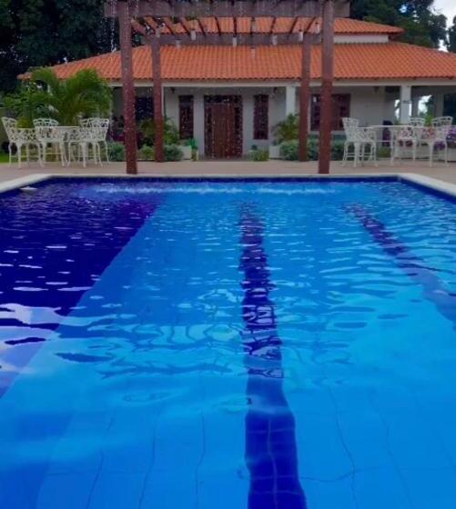 בית מלון כפרי Pousada Villa Chalé