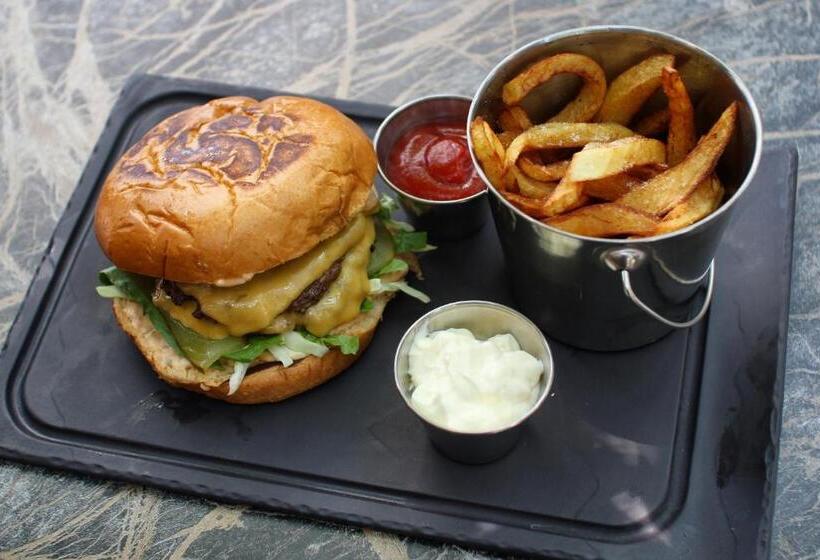 Отель Privighetoarea