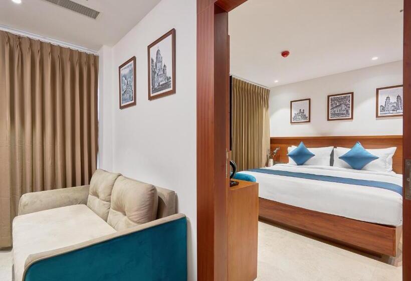 فندق Q White Crescent