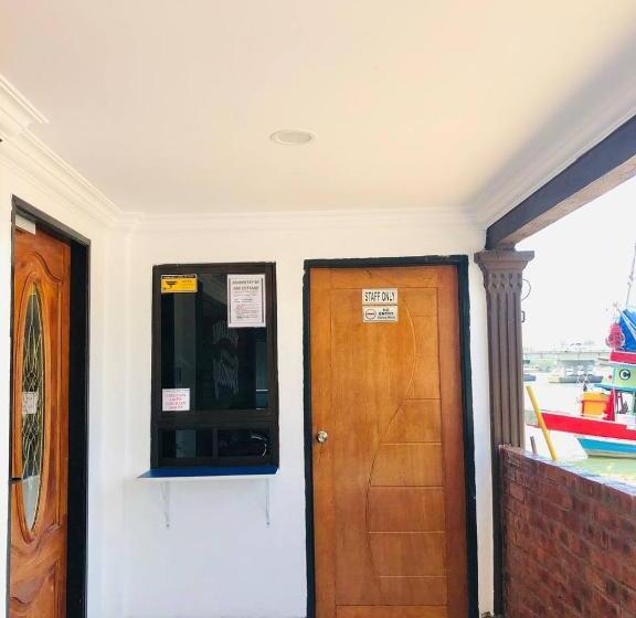 酒店 Roomstay By Abe Cottage