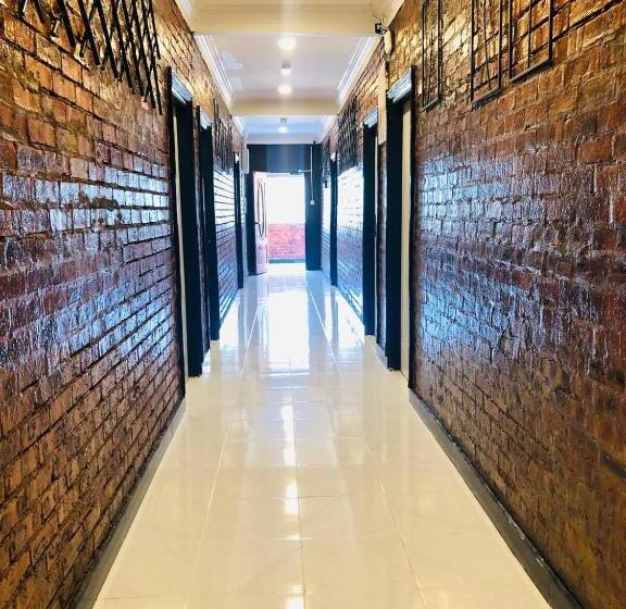 酒店 Roomstay By Abe Cottage