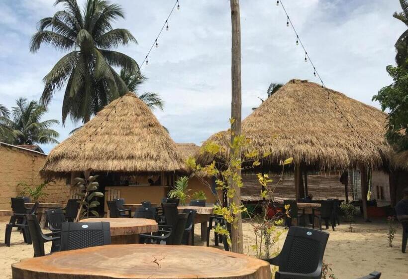 فندق Rustic Cabanas & Restaurant