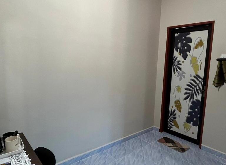 בית מלון כפרי Sasuka Chalet Pantai Pandak