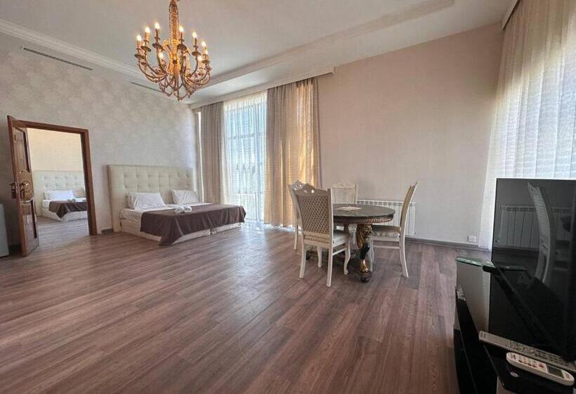 בית מלון כפרי Shambaku Golden Beach