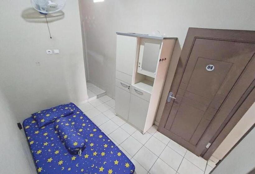 ホテル Spot On 94146 Rama Residence Syariah