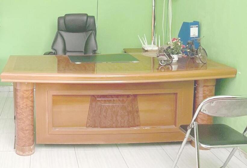 ホテル Spot On 94146 Rama Residence Syariah