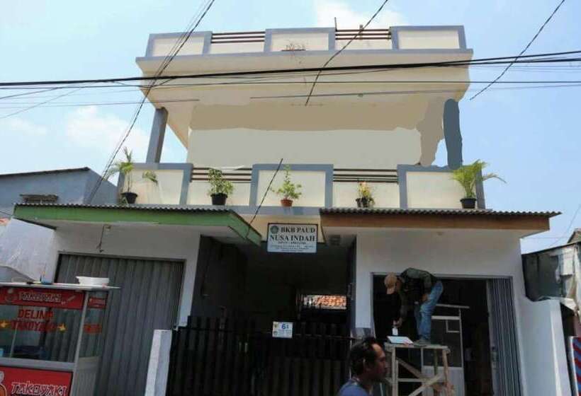 ホテル Spot On 94146 Rama Residence Syariah