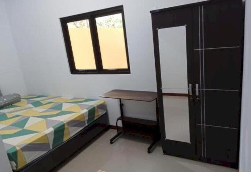 호텔 Spot On 94166 Kost Bunda Syariah