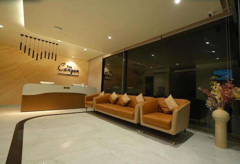 酒店 The Canyon Inn