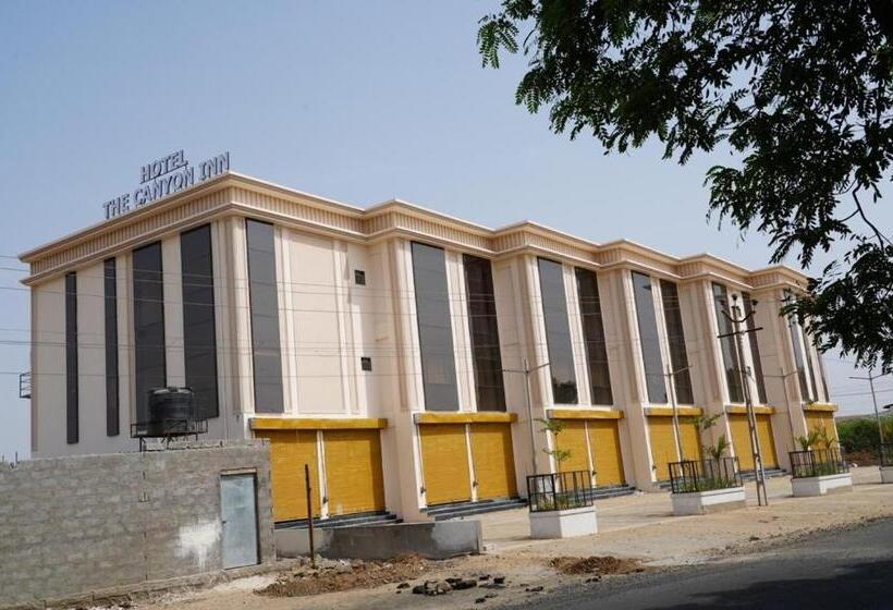 酒店 The Canyon Inn