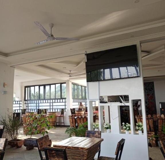 בית מלון כפרי The Grand Alton Resort Kisumu