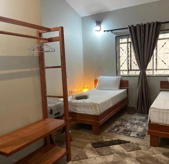 هتل Tulivu Ranch Cottages