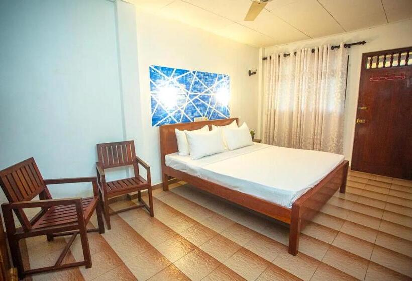 Отель Villa 47 Hikkaduwa