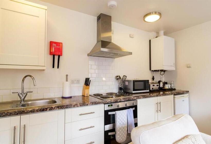 בית מלון כפרי Westminster College Cottages, Cambridge