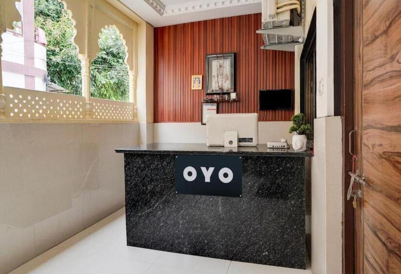 호텔 Super Collection O Lake Palace Road Formerly Green View