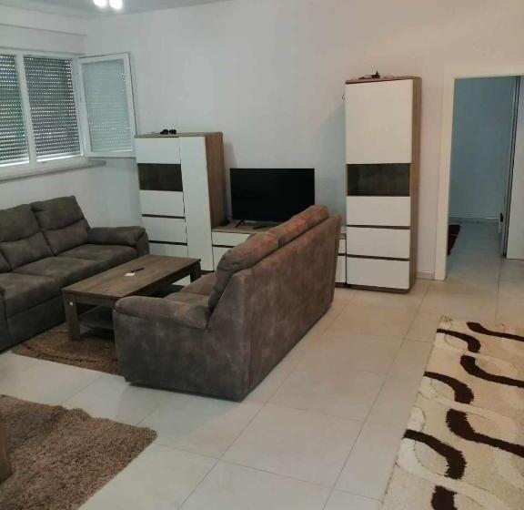 پانسیون Apartman Stan Na Dan Bosanska Otoka