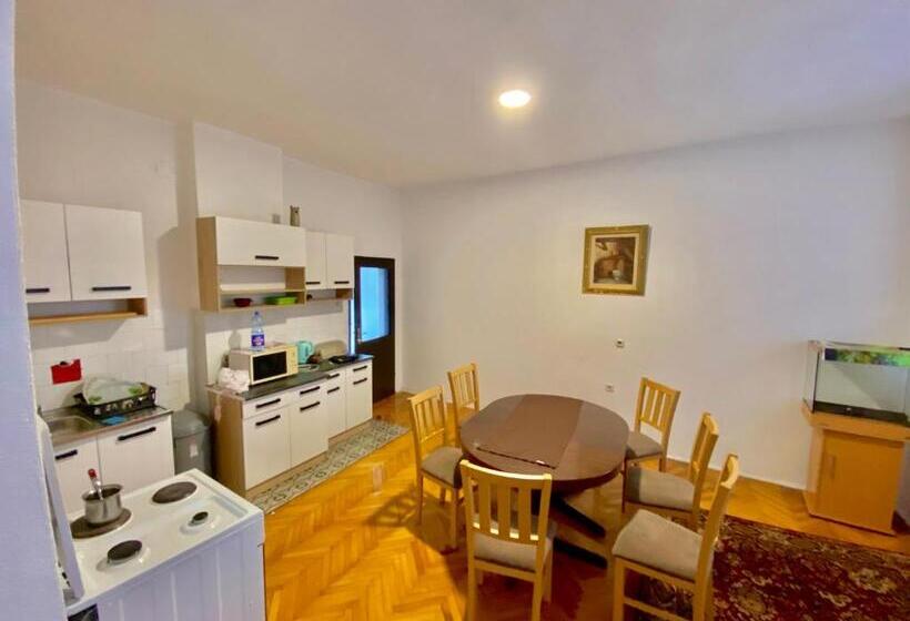 پانسیون Aprtman Bighome Travnik