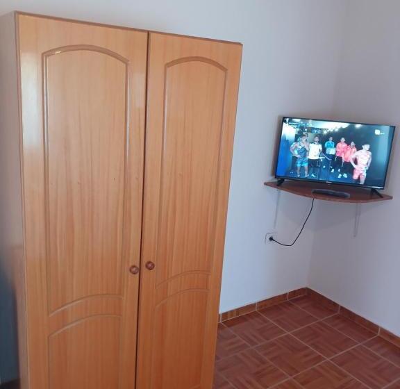 펜션 Ari S Cozy Rooms, Llogara