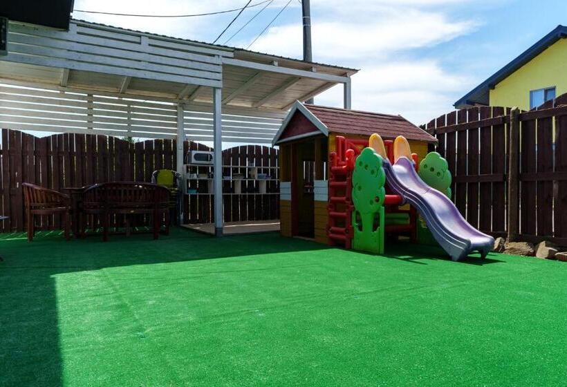 פנסיון Deea Marii Costinesti