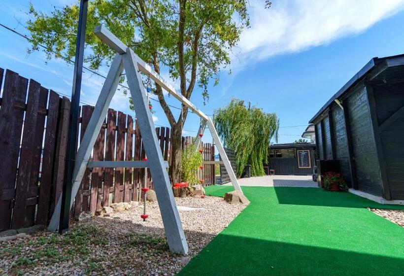 פנסיון Deea Marii Costinesti