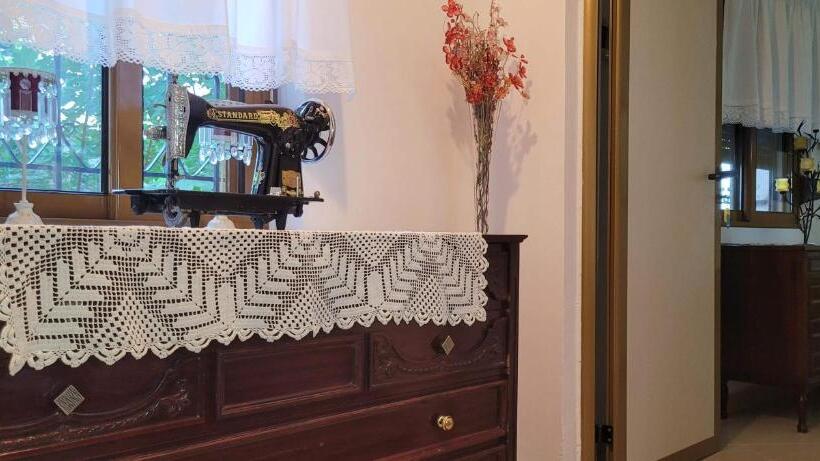 膳宿费 Guest House Emily