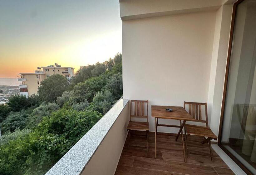 بنسيون Guni Inn