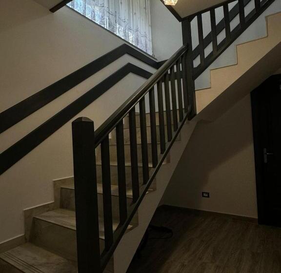 بنسيون La Ilie La Spălătorie