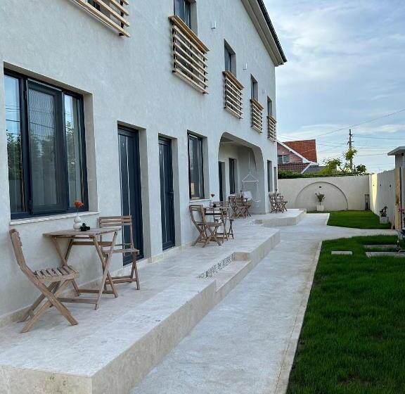 פנסיון Muse 2mai