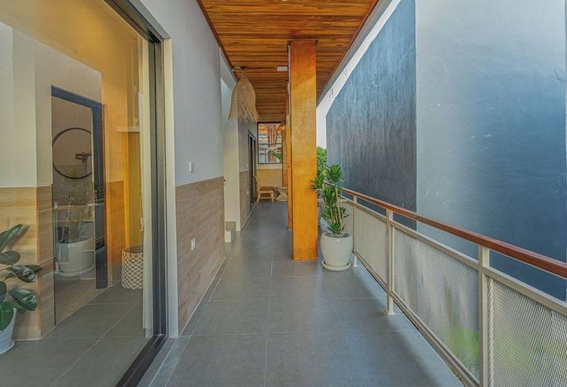 פנסיון Nooju Pererenan