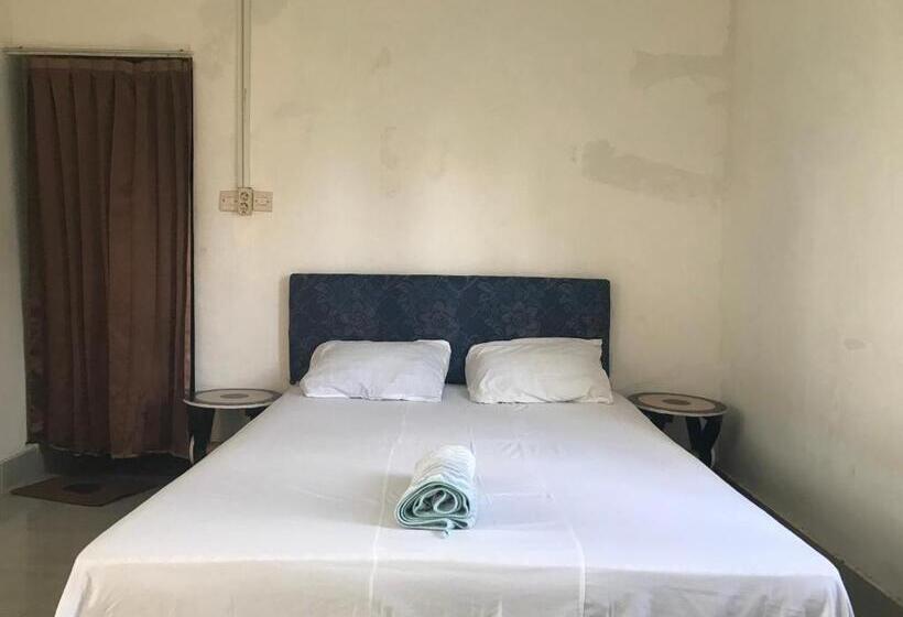 פנסיון Rinjani Terrace Cottage & Resto