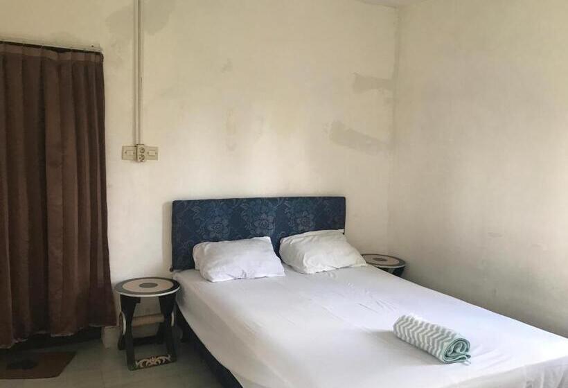 פנסיון Rinjani Terrace Cottage & Resto