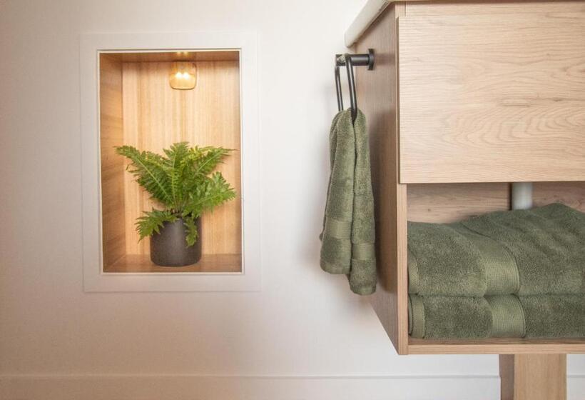 پانسیون Salt Guesthouse