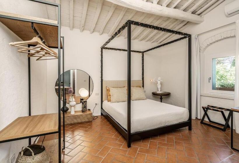 بنسيون Scarlea Rooms