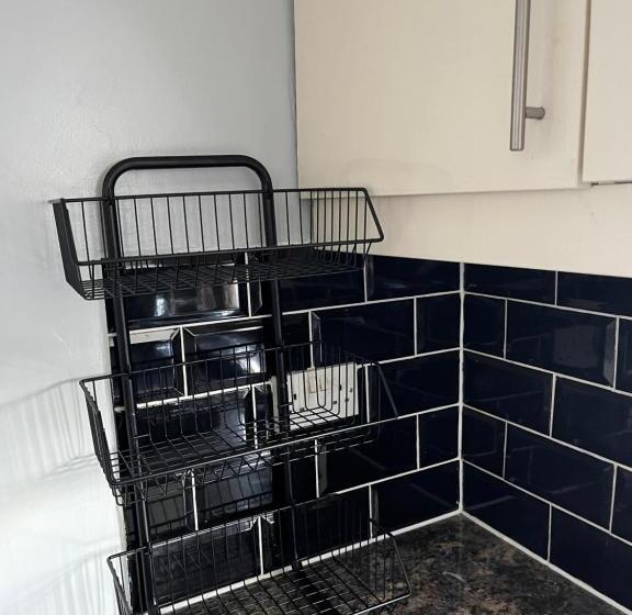 膳宿费 Superb Guest House Close To London 02