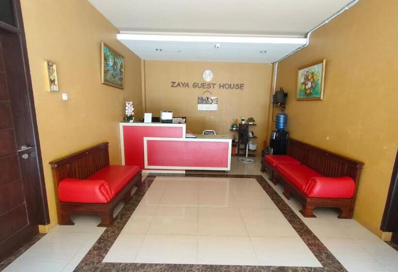 פנסיון Zaya Guest House