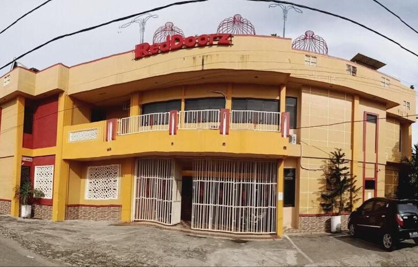 פנסיון Zaya Guest House