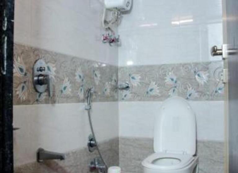 אתר נופש Vishvin Restofarm Badlapur