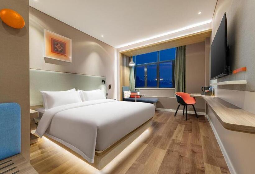 宜昌中青秋果酒店