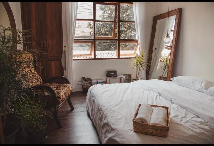 민박 เผลอสุขใจ Cafe And Bad Plursukjai