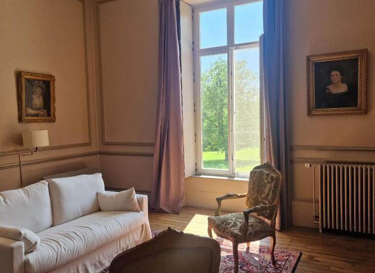 Bed and Breakfast Château De Laclaireau