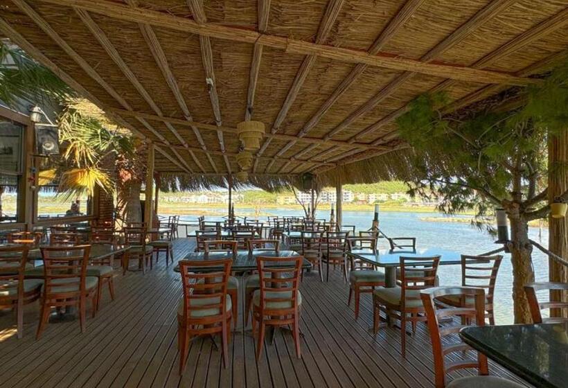 مبيت وإفطار Gaia Bungalow