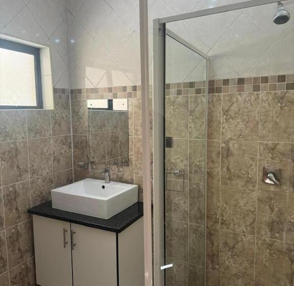 צימר Jakaranda Guest House