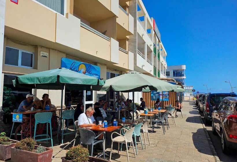 צימר Spacious Apartsuite In Heart Of Corralejo By Amazzzing Travel
